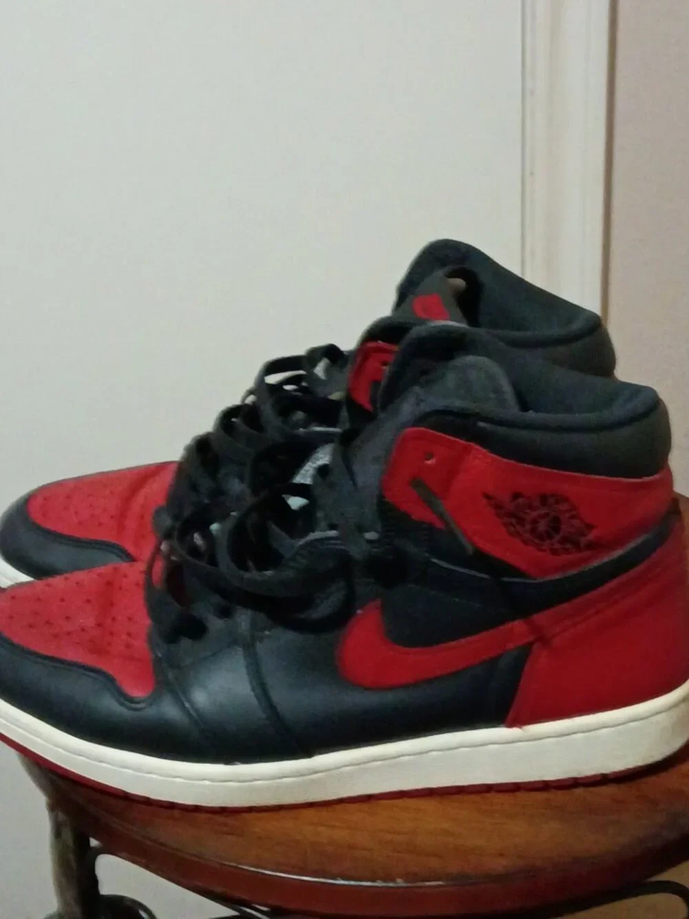 Nike Air Jordan 1 Retro High OG Bred Banned Pre-Owned Size 12 555088-001 USED